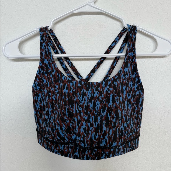 Lululemon Energy Bra *Medium Support
Leopard Camo Blue Nile Multi, 6 - Picture 3 of 4